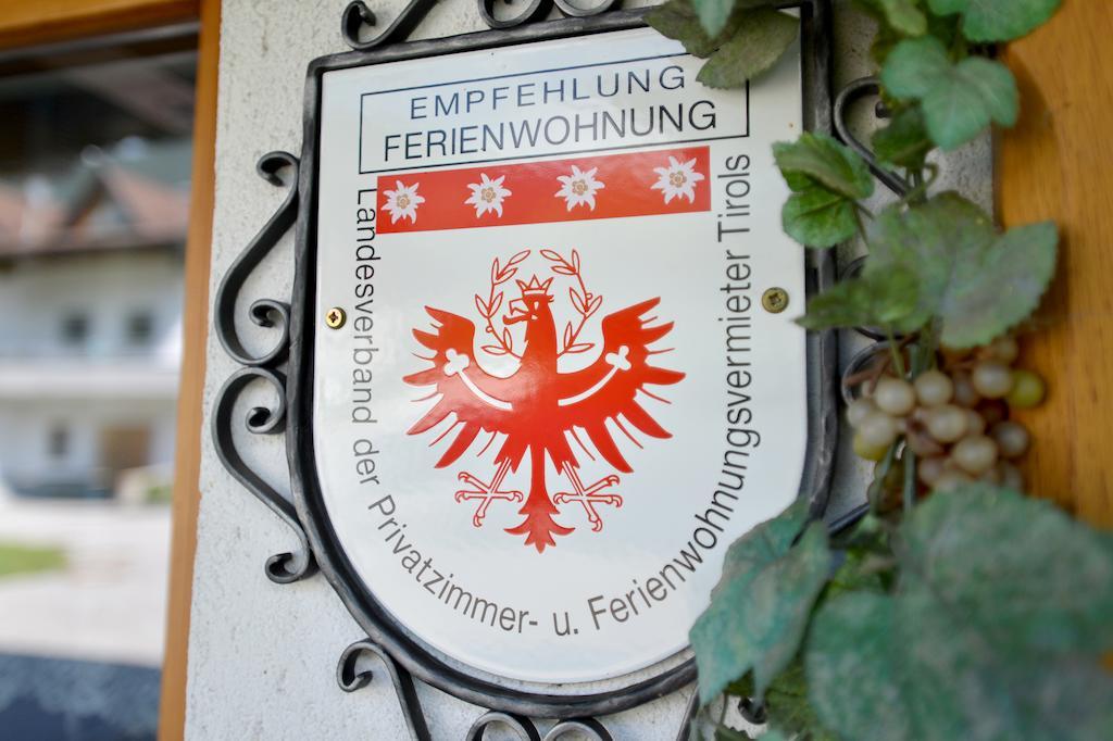 Haus Schroll Lejlighed Ried im Zillertal Eksteriør billede
