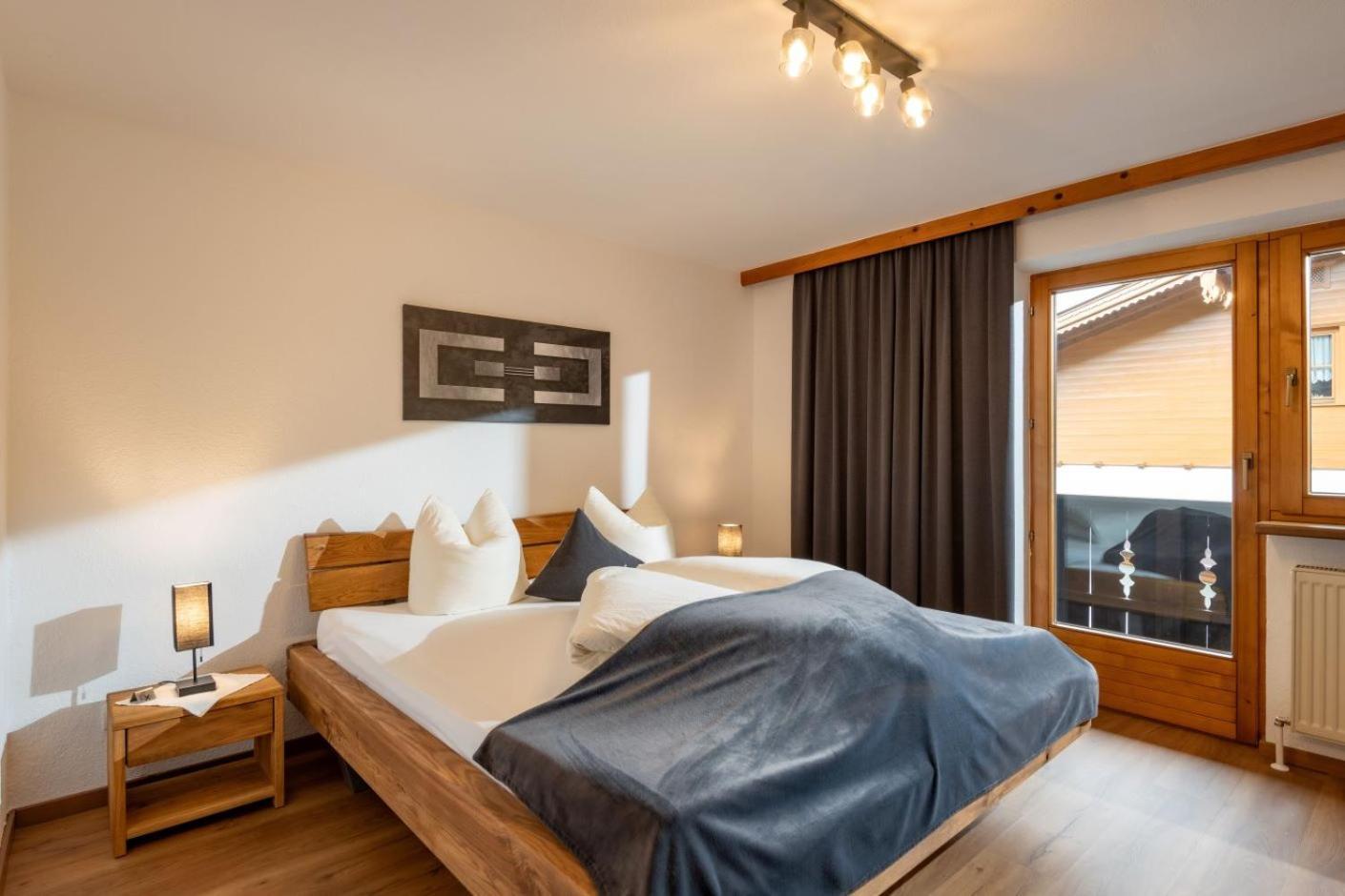 Haus Schroll Lejlighed Ried im Zillertal Eksteriør billede