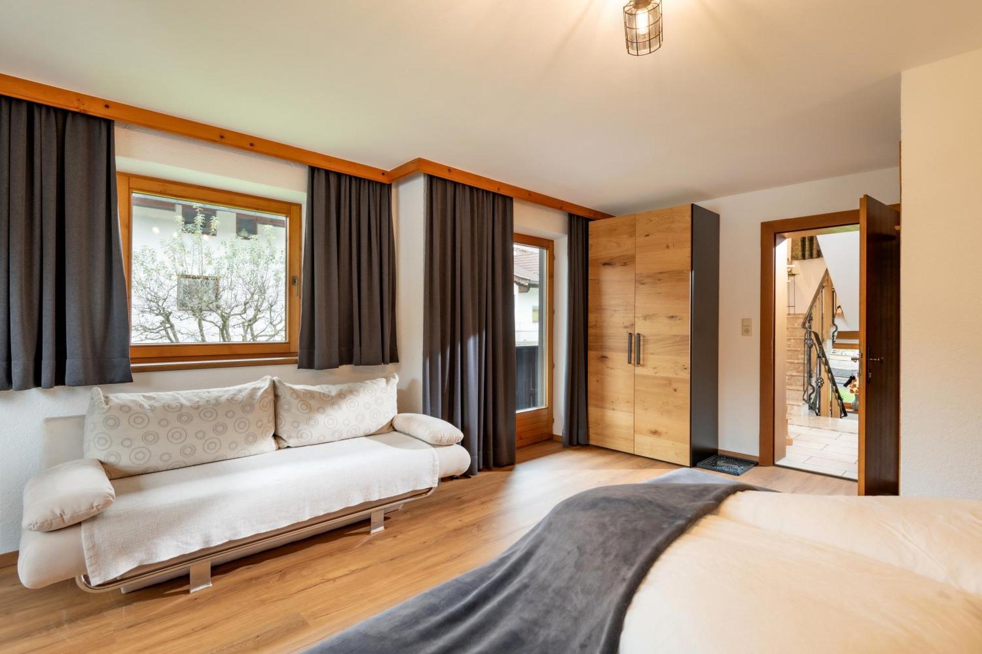 Haus Schroll Lejlighed Ried im Zillertal Eksteriør billede